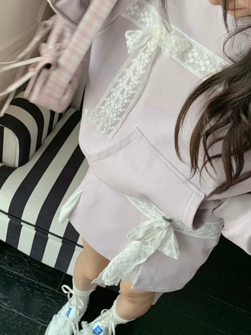 sweat lace detail set up