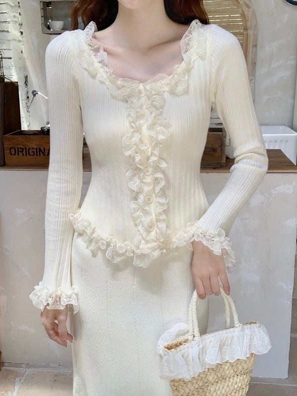 ≪ 2c's ≫ bloom fit tops