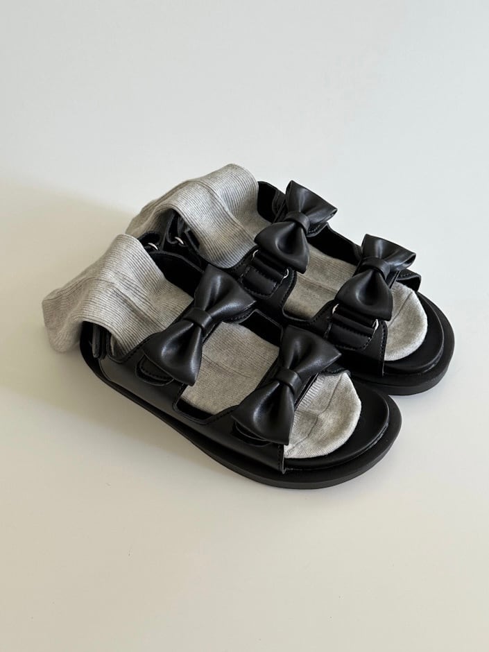 ≪ 3c's ≫ puku double ribbon sandal