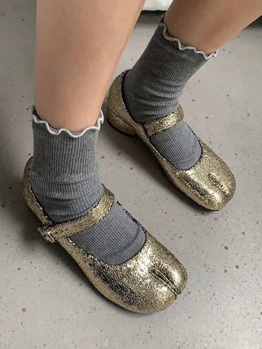 ≪ 3c's ≫ tabi strap glitter shoes