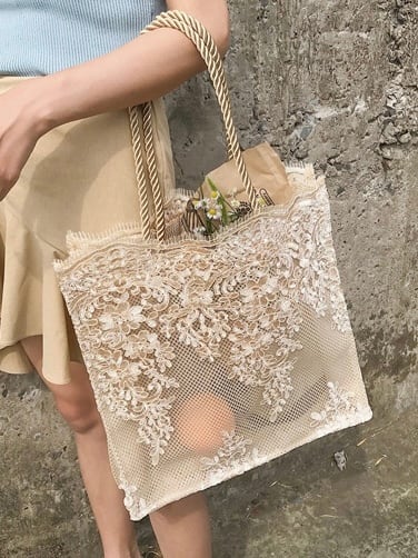 ≪ 3c's ≫ big lace tote bag